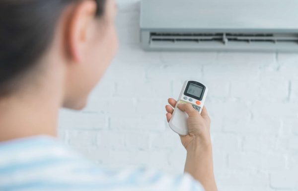 איך מנקים מזגן מבפנים?